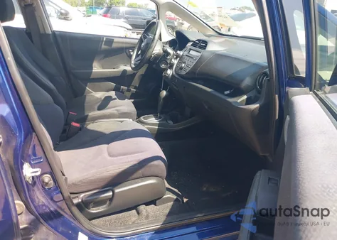 2013 Honda Fit Sport из США, поврежденный, VIN JHMGE8H54DC039093